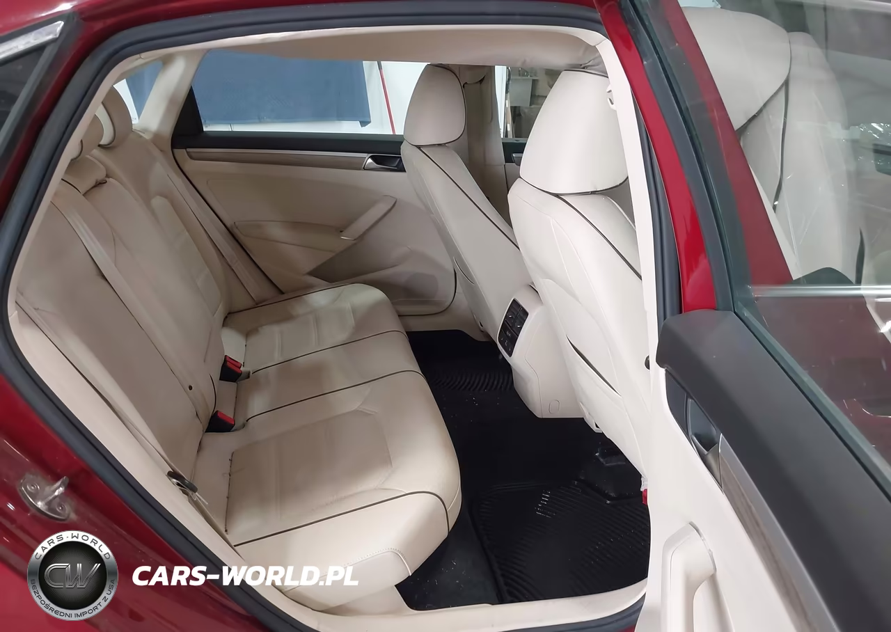 2018 Volkswagen Passat 2.0T Se VIN:1VWBA7A37JC025711 - 8