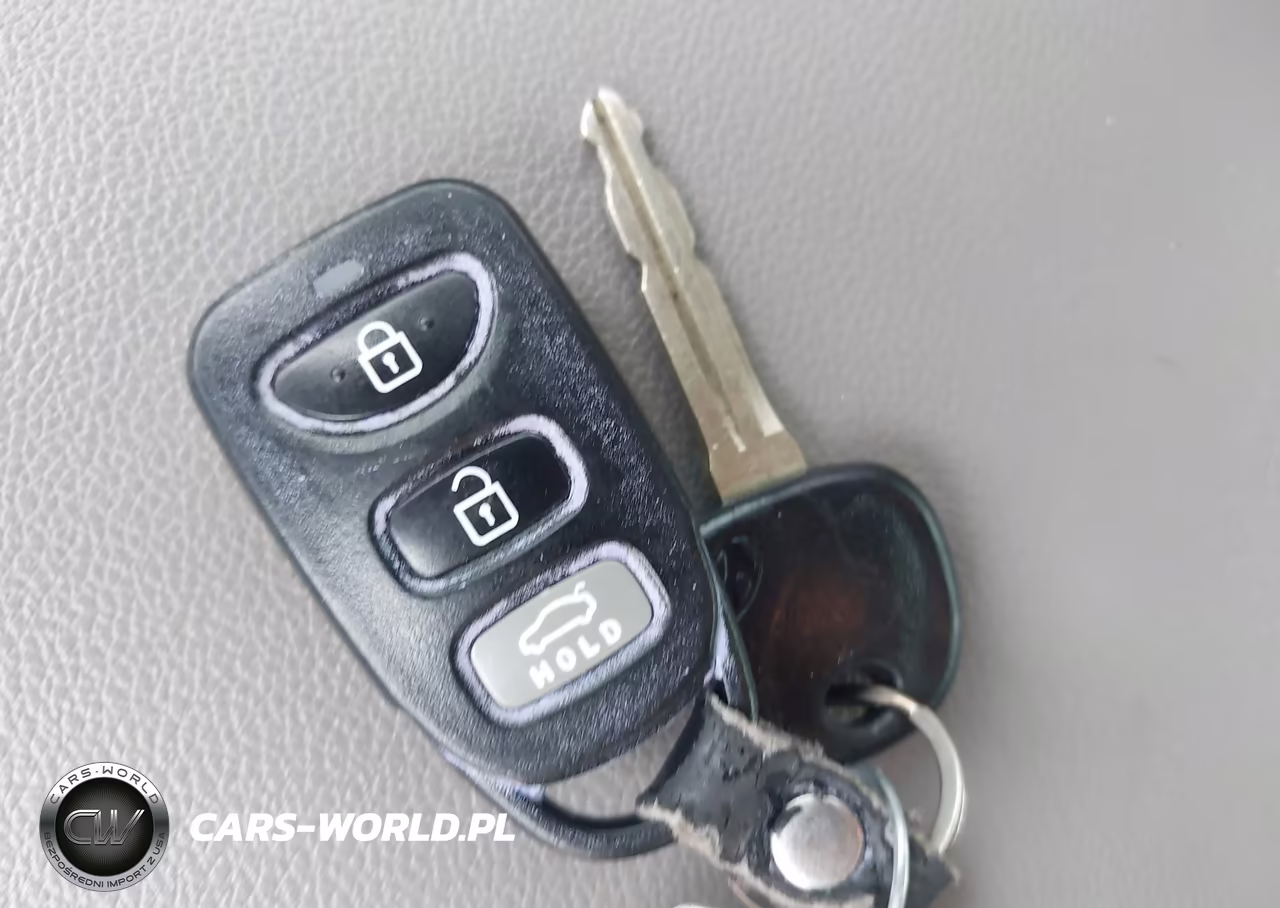 2020 Hyundai Elantra Sel VIN:5NPD84LF4LH607723 - 11