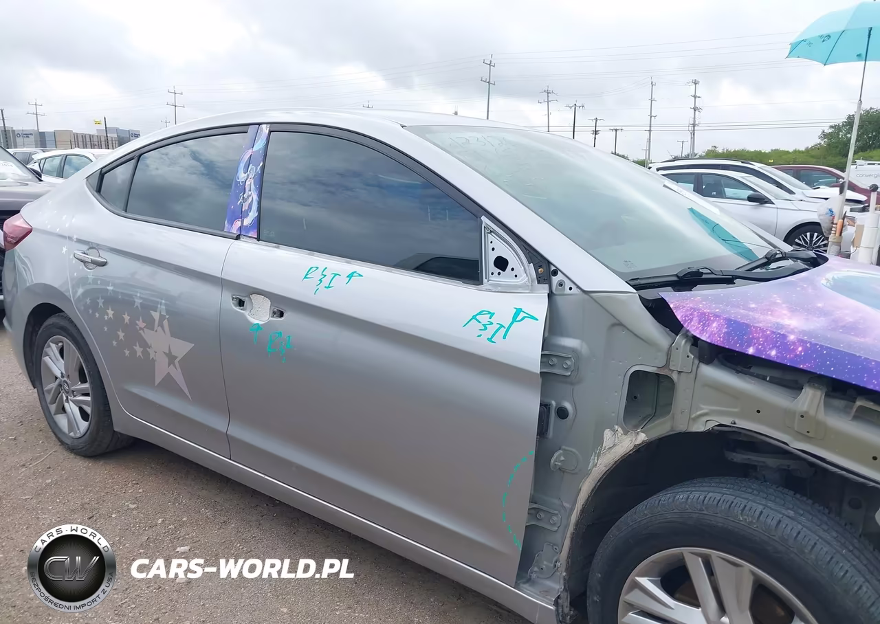 2020 Hyundai Elantra Sel VIN:5NPD84LF4LH607723 - 13
