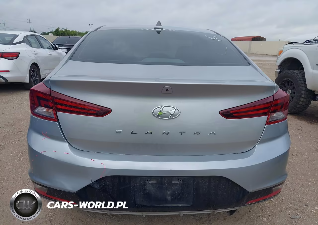 2020 Hyundai Elantra Sel VIN:5NPD84LF4LH607723 - 16