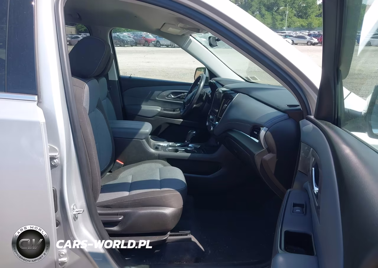 2018 Chevrolet Traverse Lt Cloth VIN:1GNEVGKW7JJ247102 - 5
