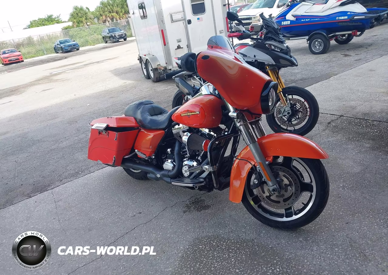 2012 Harley-Davidson Flhx Street Glide – zdjęcie 1 z 13