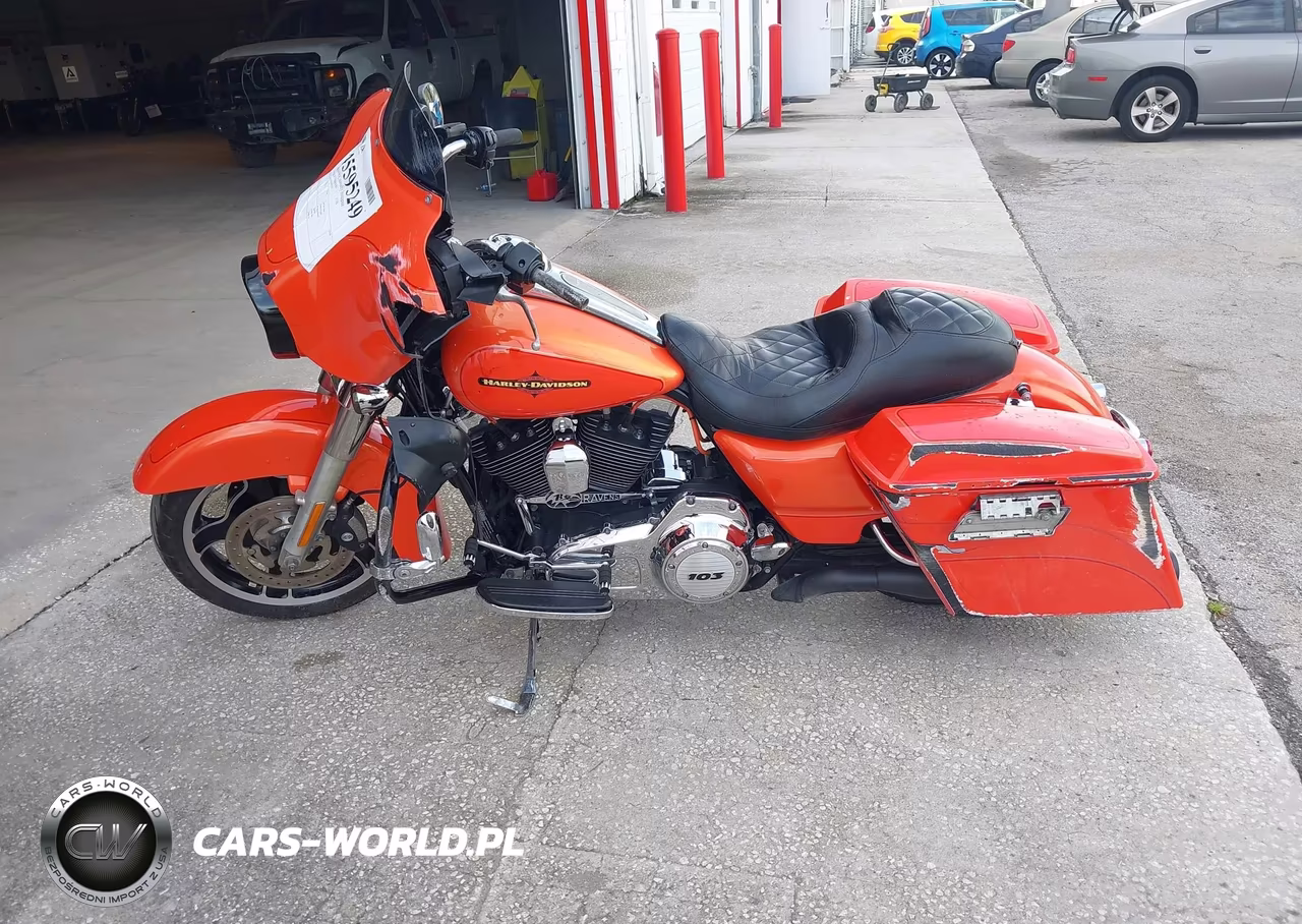 2012 Harley-Davidson Flhx Street Glide VIN:1HD1KBM15CB641729 - 13