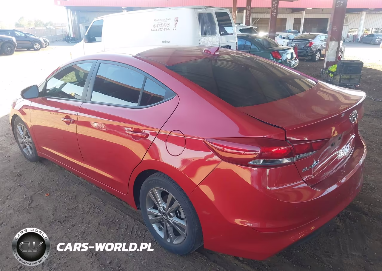 2018 Hyundai Elantra Sel VIN:5NPD84LF9JH394121 - 3