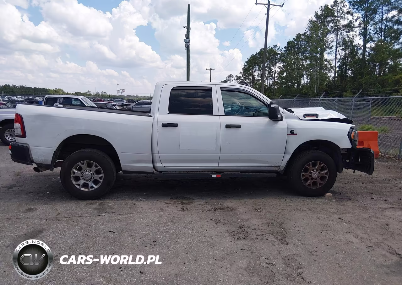 2023 Ram 3500 Tradesman 4X4 6'4 Box VIN:3C63R3CL1PG646042 - 18