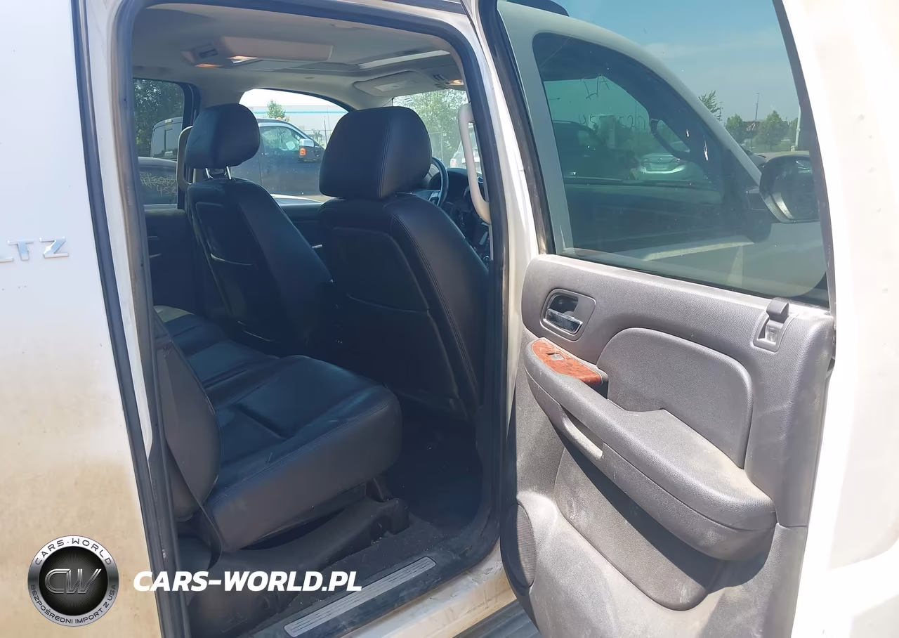 2010 Chevrolet Avalanche 1500 Ltz VIN:3GNVKGE04AG285596 - 8