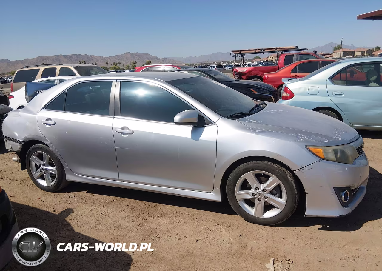2013 Toyota Camry Se VIN:4T1BF1FKXDU286102 - 13