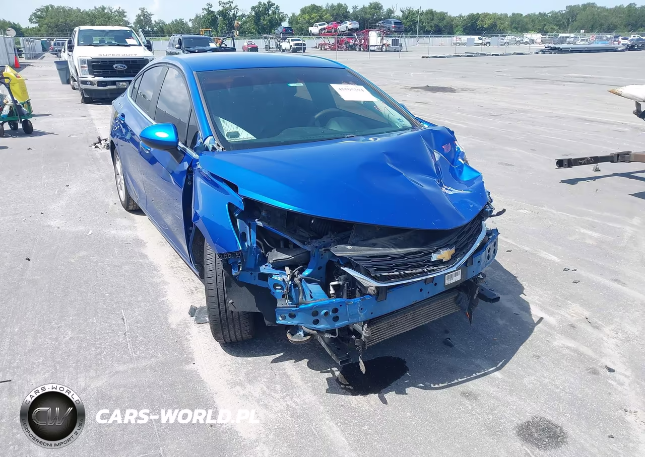 2017 Chevrolet Cruze Lt Auto – zdjęcie 1 z 17