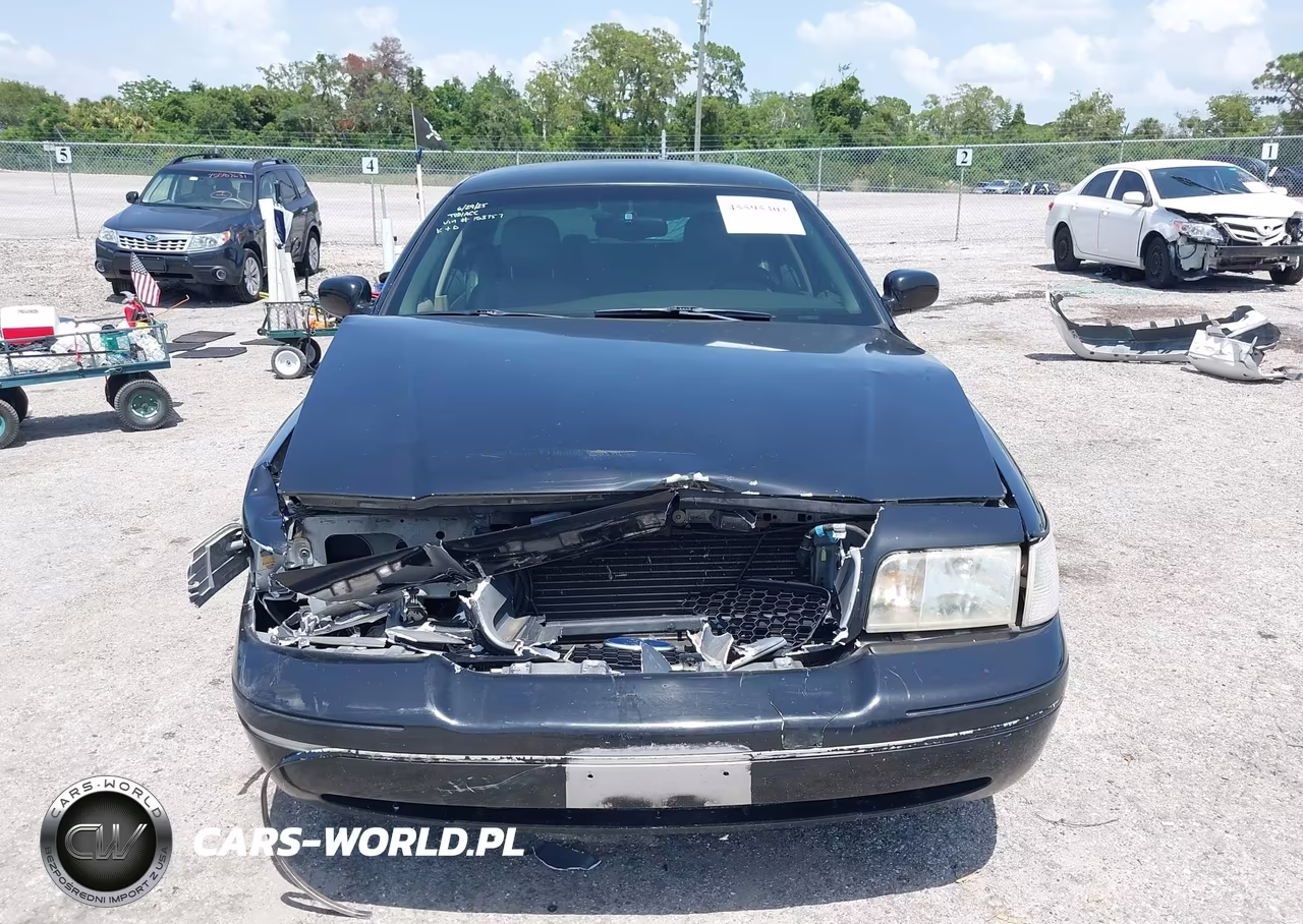 2003 Ford Crown Victoria Lx VIN:2FAFP74W73X153757 - 13