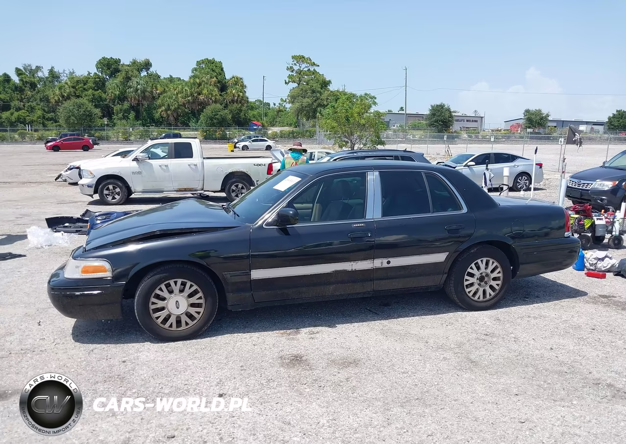 2003 Ford Crown Victoria Lx VIN:2FAFP74W73X153757 - 15
