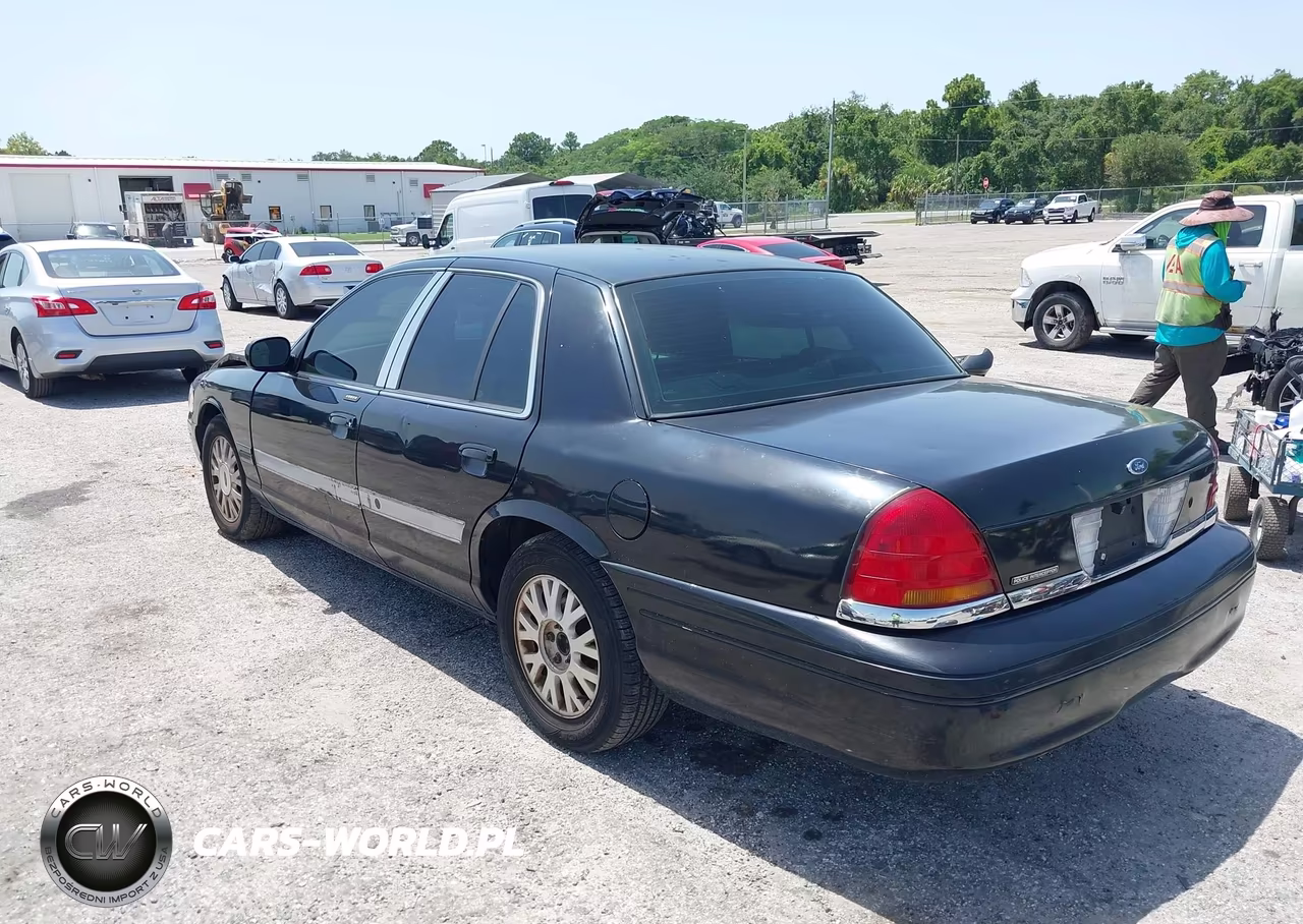 2003 Ford Crown Victoria Lx VIN:2FAFP74W73X153757 - 3
