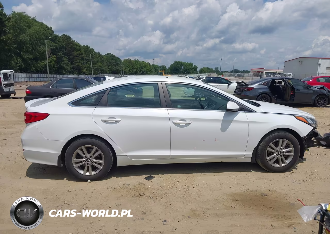 2015 Hyundai Sonata Se VIN:5NPE24AF2FH138208 - 14