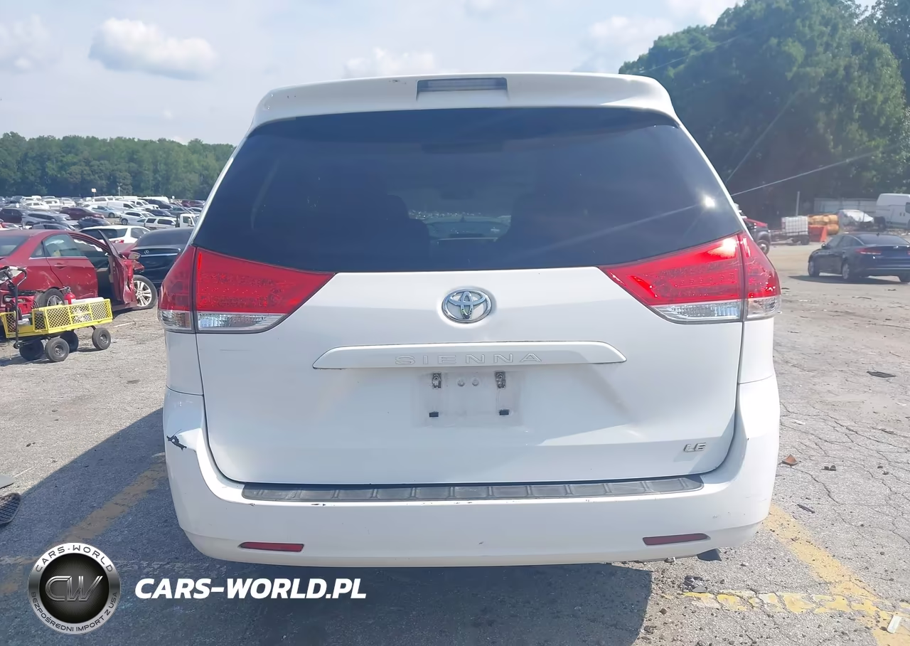 2012 Toyota Sienna Le 8 Passenger VIN:5TDKA3DC3CS014486 - 16