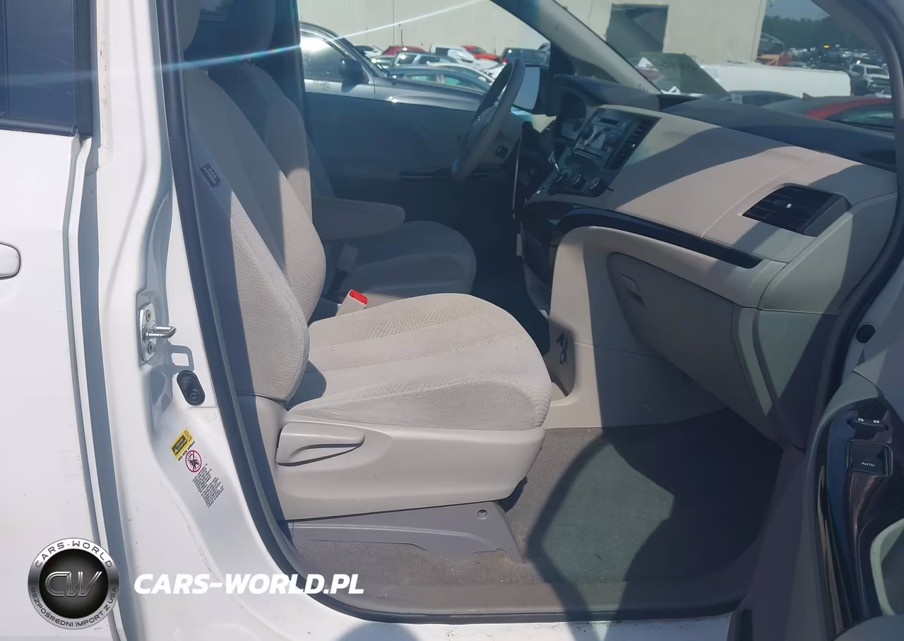 2012 Toyota Sienna Le 8 Passenger VIN:5TDKA3DC3CS014486 - 5