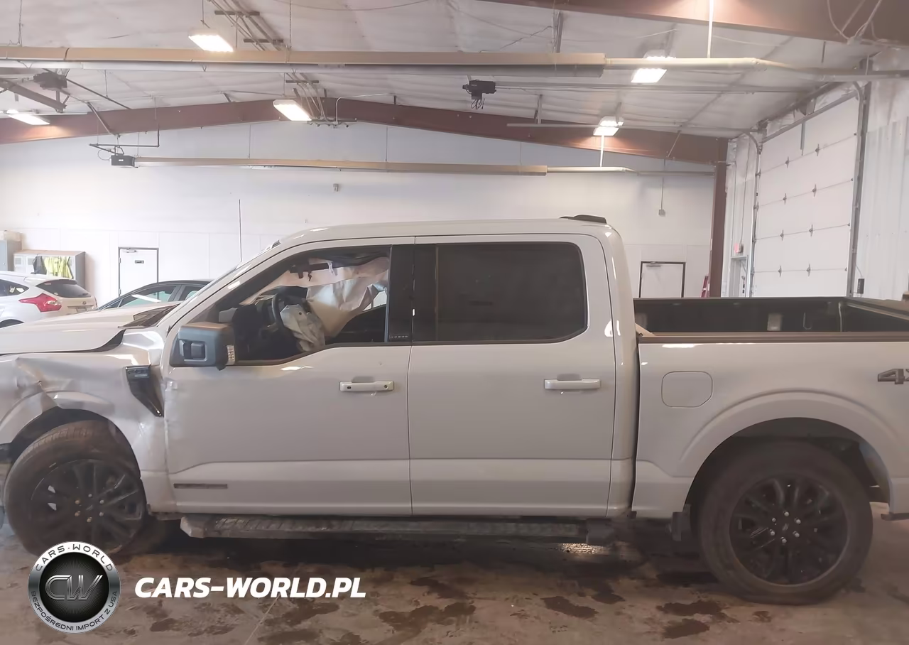 2025 Ford F-150 Xlt VIN:1FTFW3LD0SFB45158 - 14