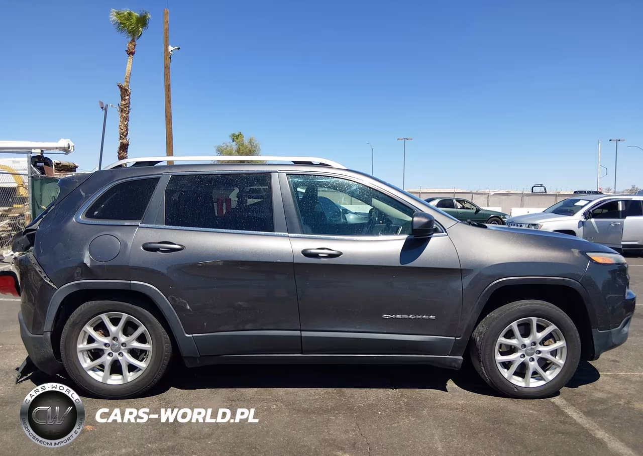 2014 Jeep Cherokee Latitude VIN:1C4PJLCB7EW139413 - 14