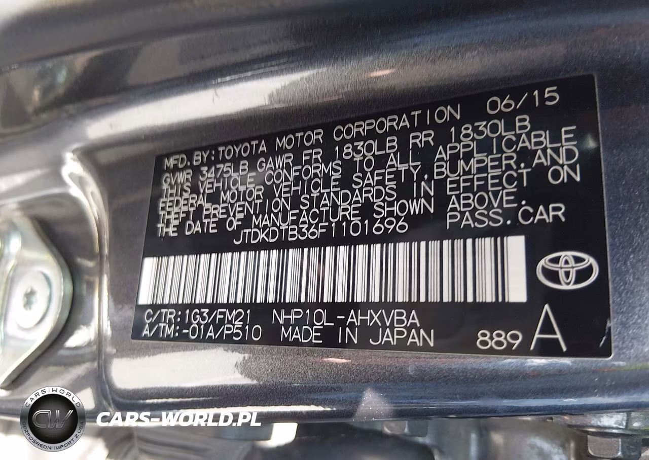 2015 Toyota Prius C Two VIN:JTDKDTB36F1101696 - 9