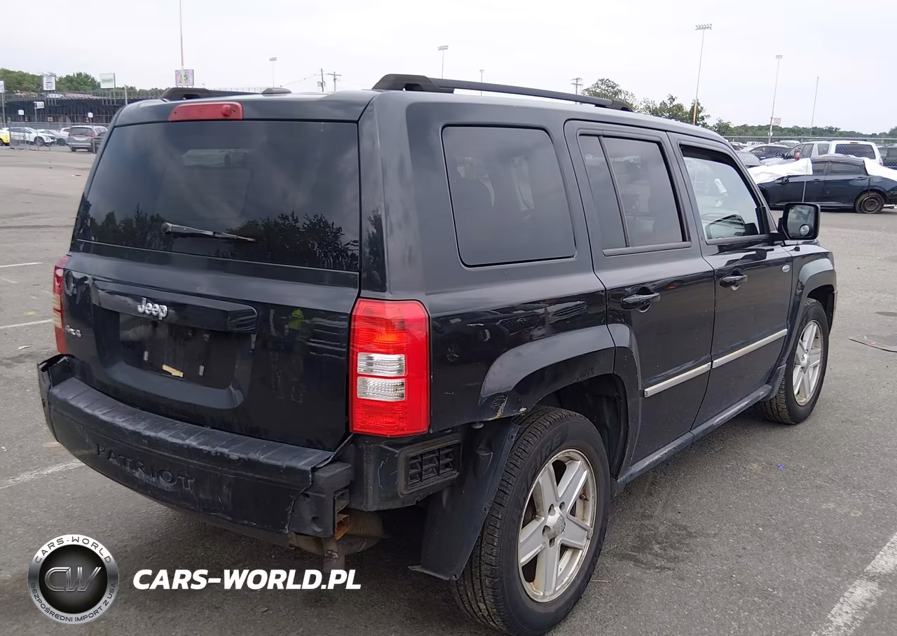 2010 Jeep Patriot Sport VIN:1J4NF1GB3AD620492 - 4