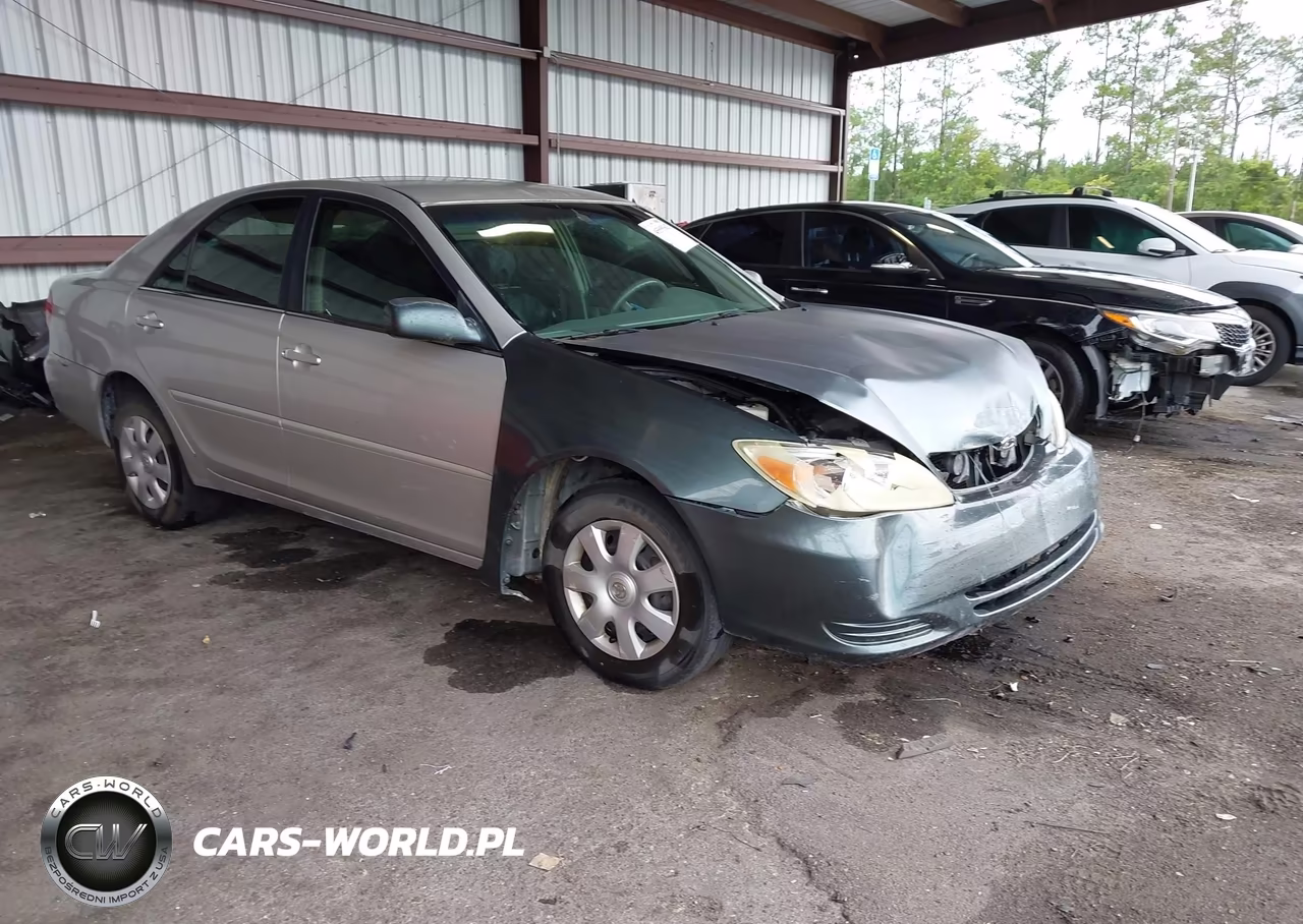 2004 Toyota Camry Le