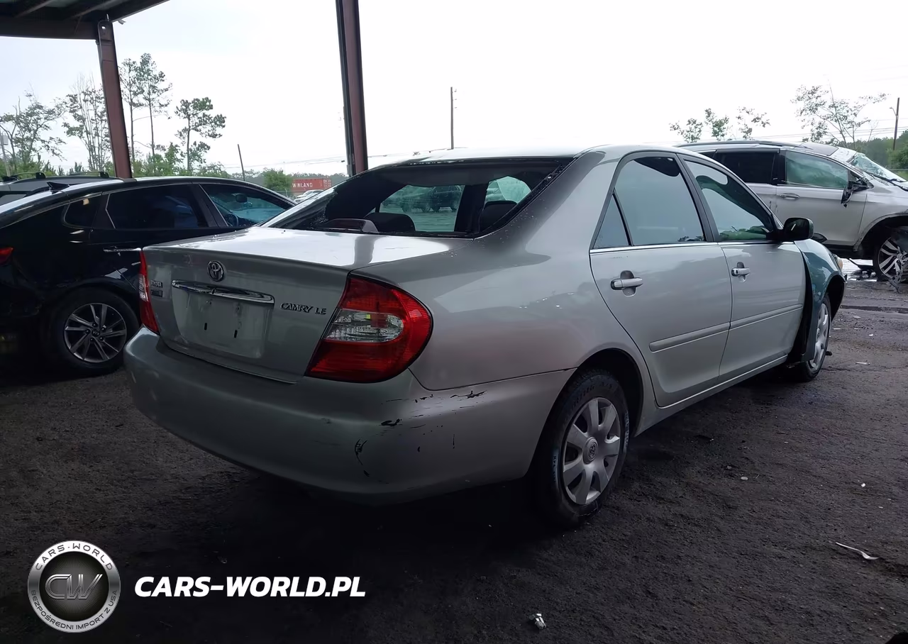 2004 Toyota Camry Le VIN:4T1BE32K14U804148 - 4