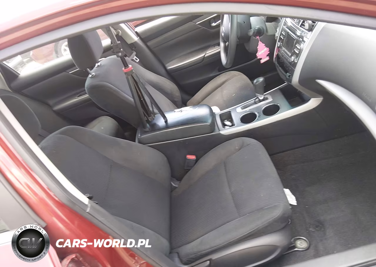 2015 Nissan Altima 2.5 S VIN:1N4AL3APXFN401162 - 5