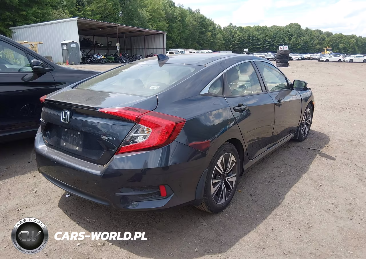 2018 Honda Civic Ex-L VIN:JHMFC1F73JX002800 - 4