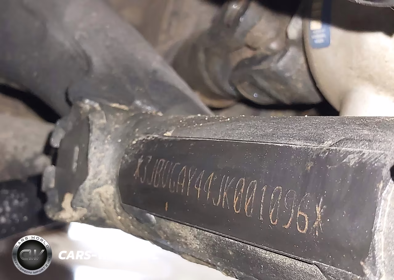 2018 Can-Am Maverick X3 Turbo VIN:3JBVGAY44JK001096 - 10