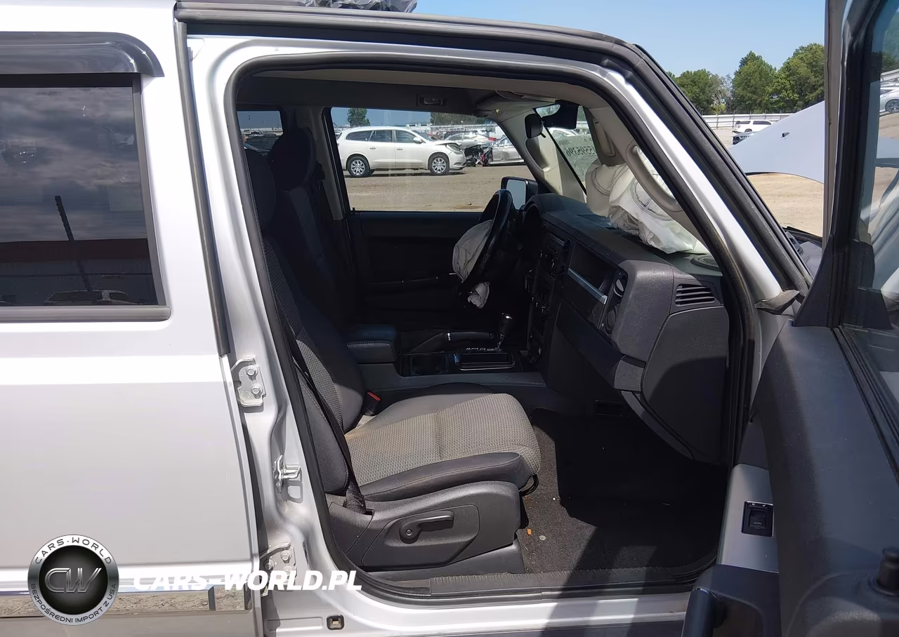 2010 Jeep Commander Sport VIN:1J4RH4GK0AC157410 - 5