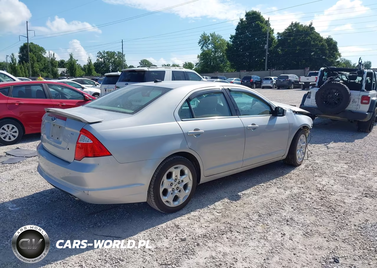 2010 Ford Fusion Se VIN:3FAHP0HA0AR165520 - 4