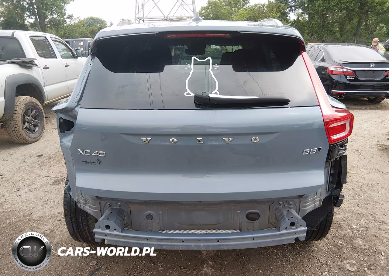 2023 Volvo Xc40 B5 Core VIN:YV4L12UV5P2096554 - 17