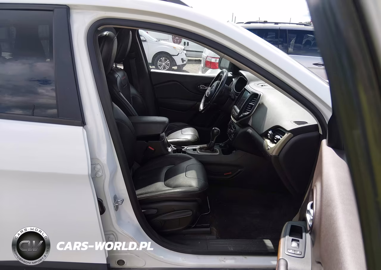 2016 Jeep Cherokee Trailhawk VIN:1C4PJMBS7GW183437 - 5