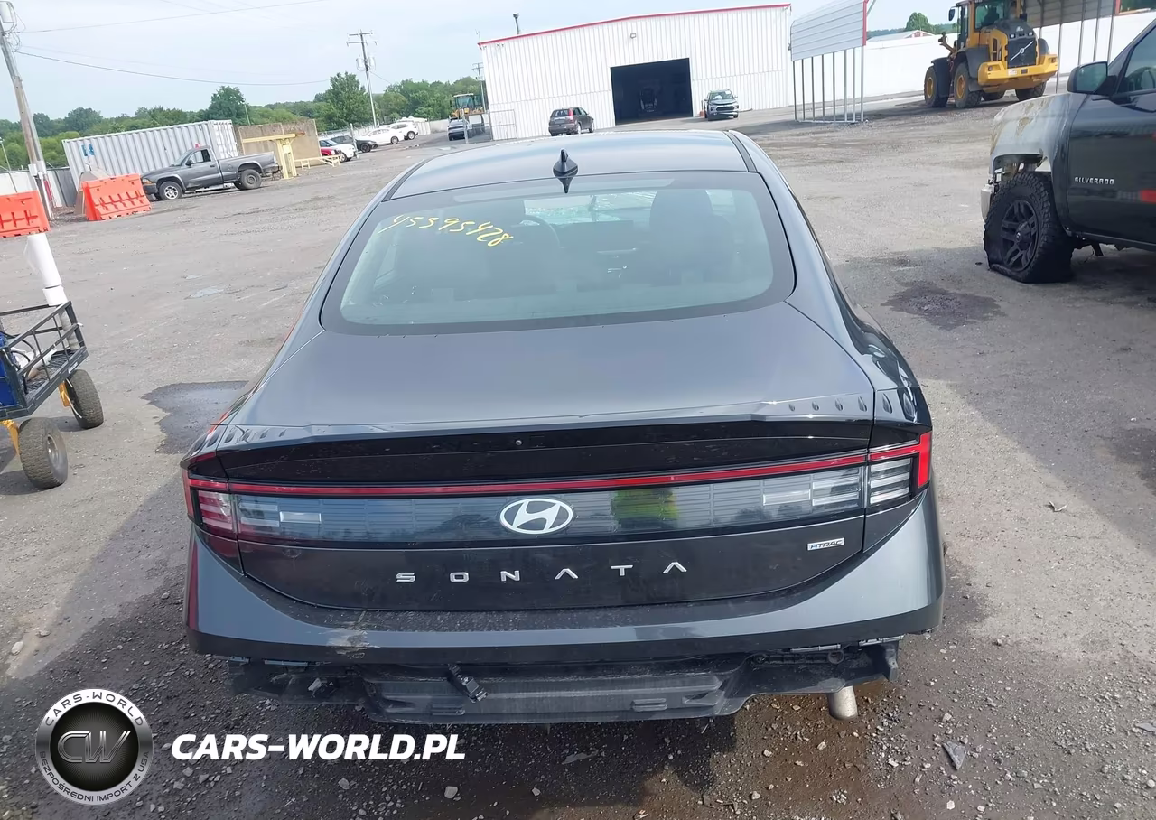 2024 Hyundai Sonata Sel VIN:KMHL64JA5RA358191 - 17