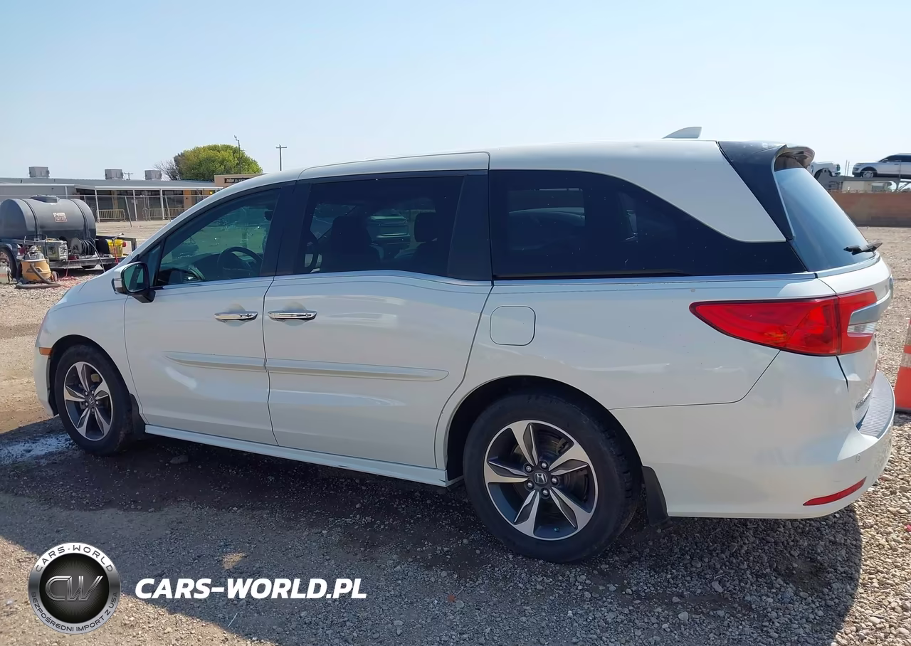 2019 Honda Odyssey Touring VIN:5FNRL6H81KB081896 - 14