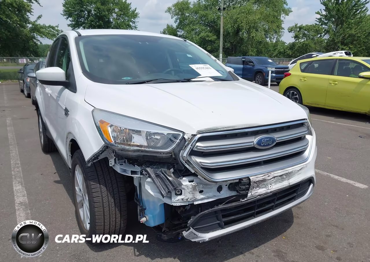 2017 Ford Escape Se VIN:1FMCU9GDXHUD99675 - 6