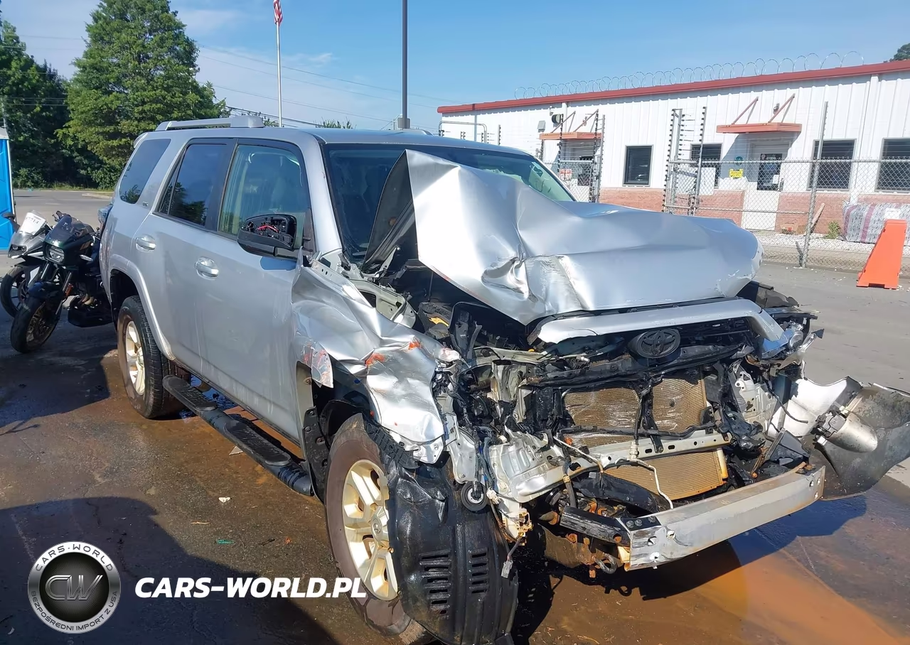 2016 Toyota 4Runner Sr5 – zdjęcie 1 z 17