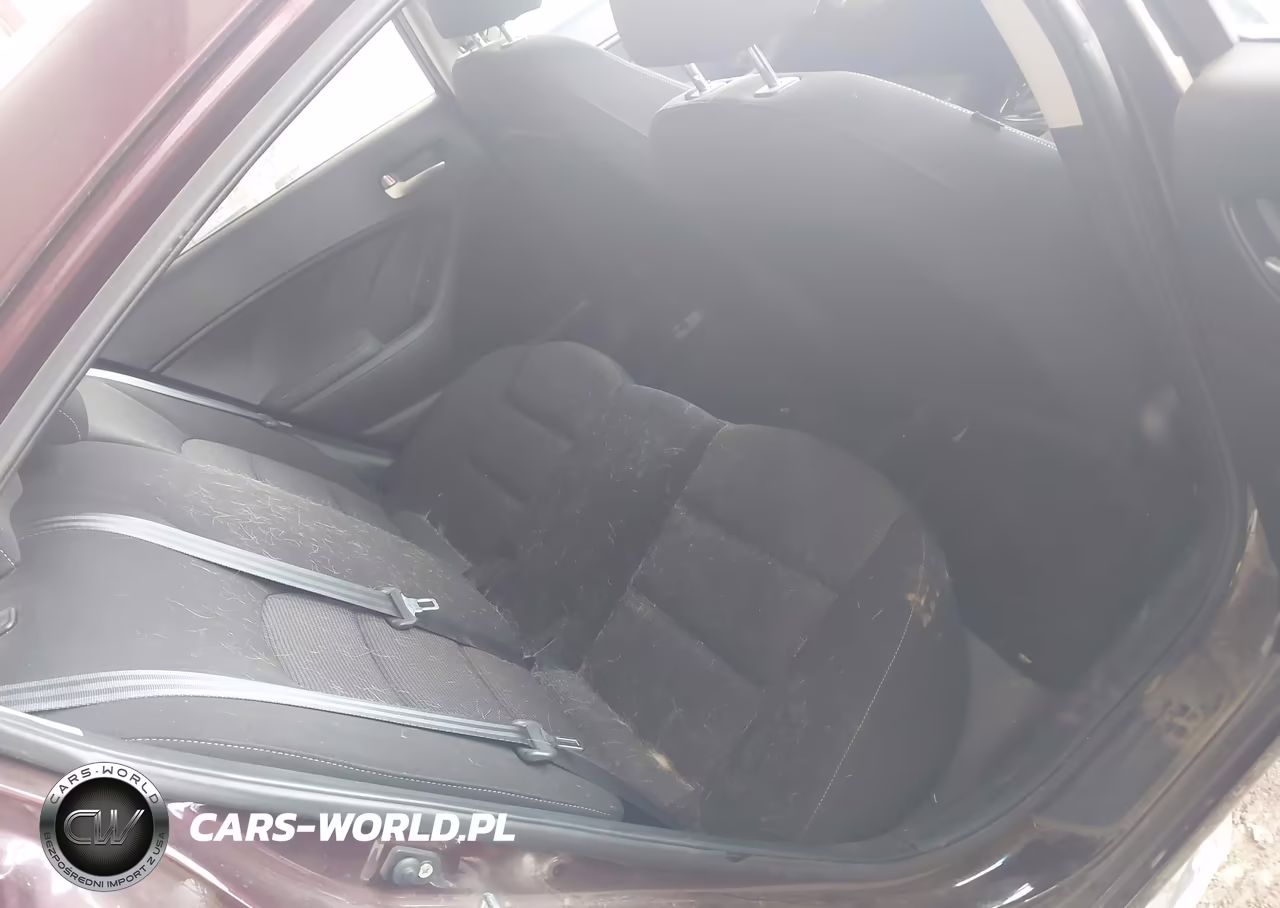 2017 Kia Forte Lx VIN:3KPFK4A7XHE025983 - 8