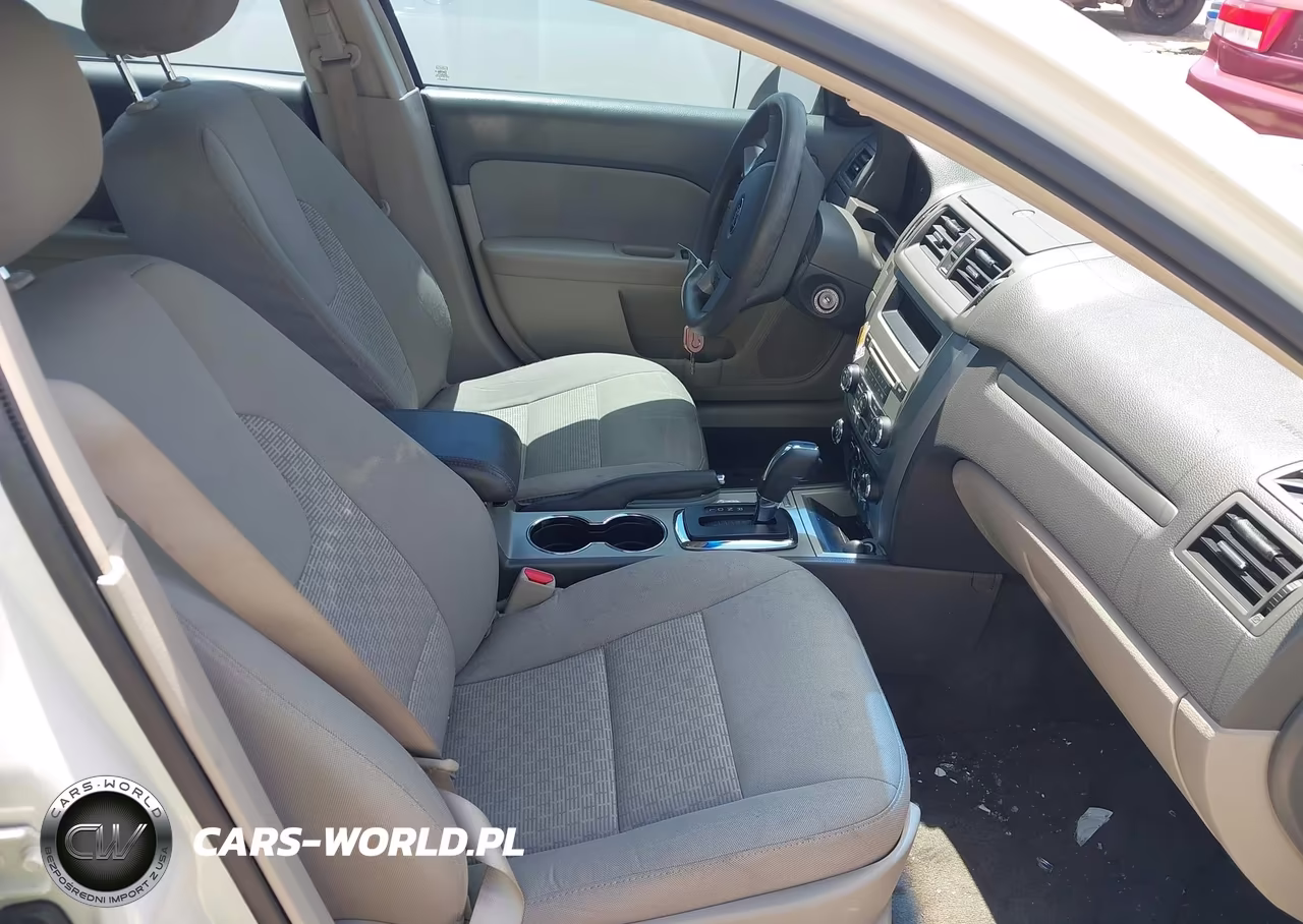2011 Ford Fusion Se VIN:3FAHP0HA7BR310053 - 5
