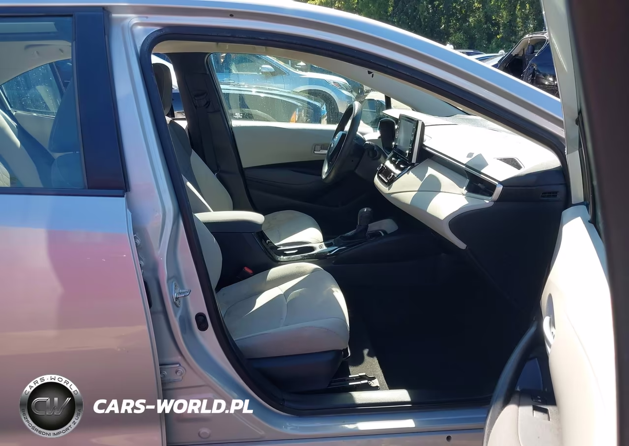 2020 Toyota Corolla Le VIN:5YFHPRAE1LP008941 - 5