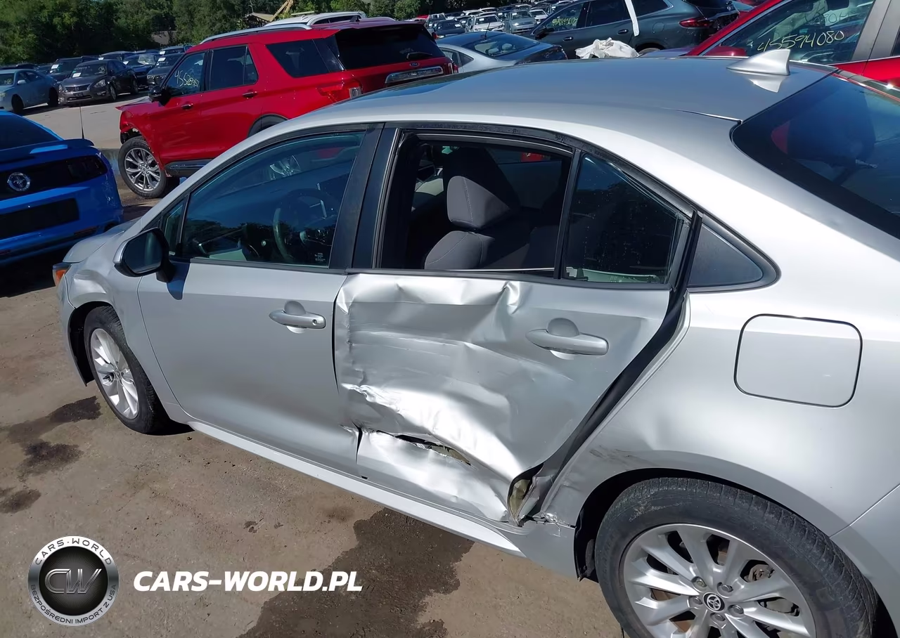 2020 Toyota Corolla Le VIN:5YFHPRAE1LP008941 - 6