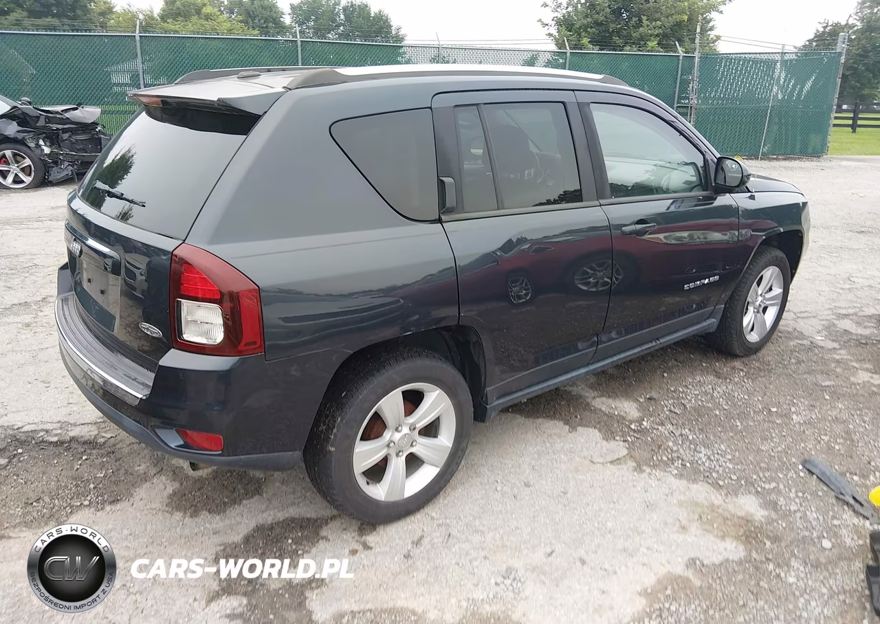 2015 Jeep Compass High Altitude Edition VIN:1C4NJCEA6FD121929 - 4