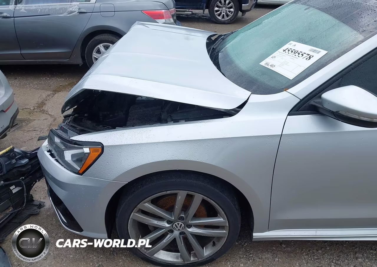 2018 Volkswagen Passat 2.0T R-Line-2.0T S VIN:1VWAA7A33JC027855 - 19