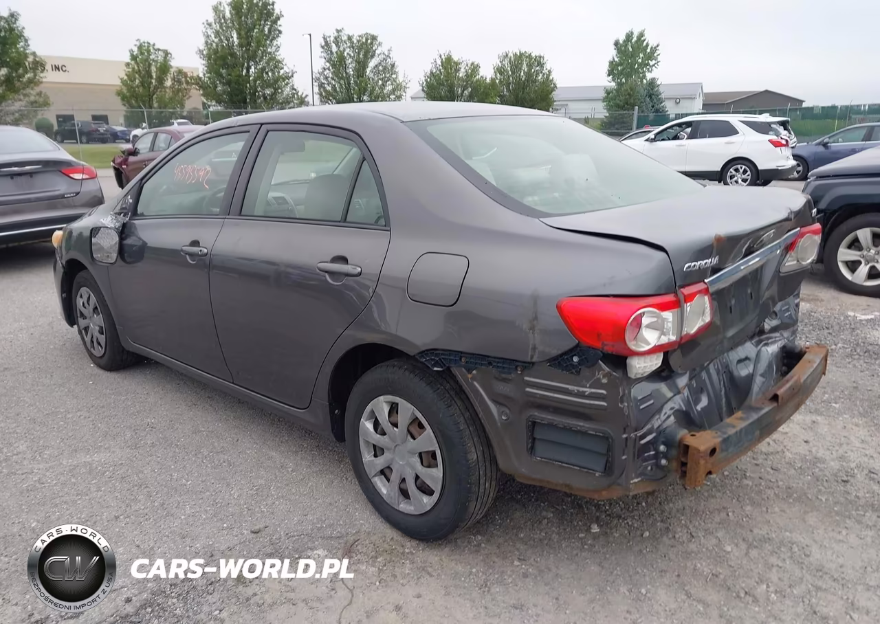 2011 Toyota Corolla Le VIN:JTDBU4EE3BJ096017 - 3