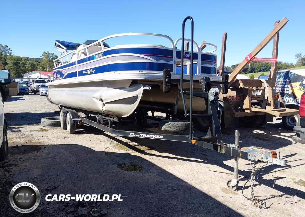 2018 Suntracker Pontoon VIN:00000BUJ01479E415 - 12