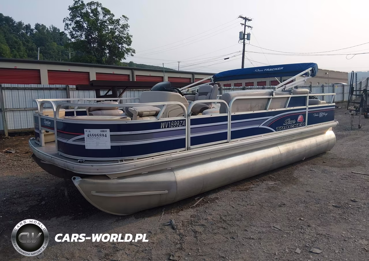 2018 Suntracker Pontoon VIN:00000BUJ01479E415 - 2