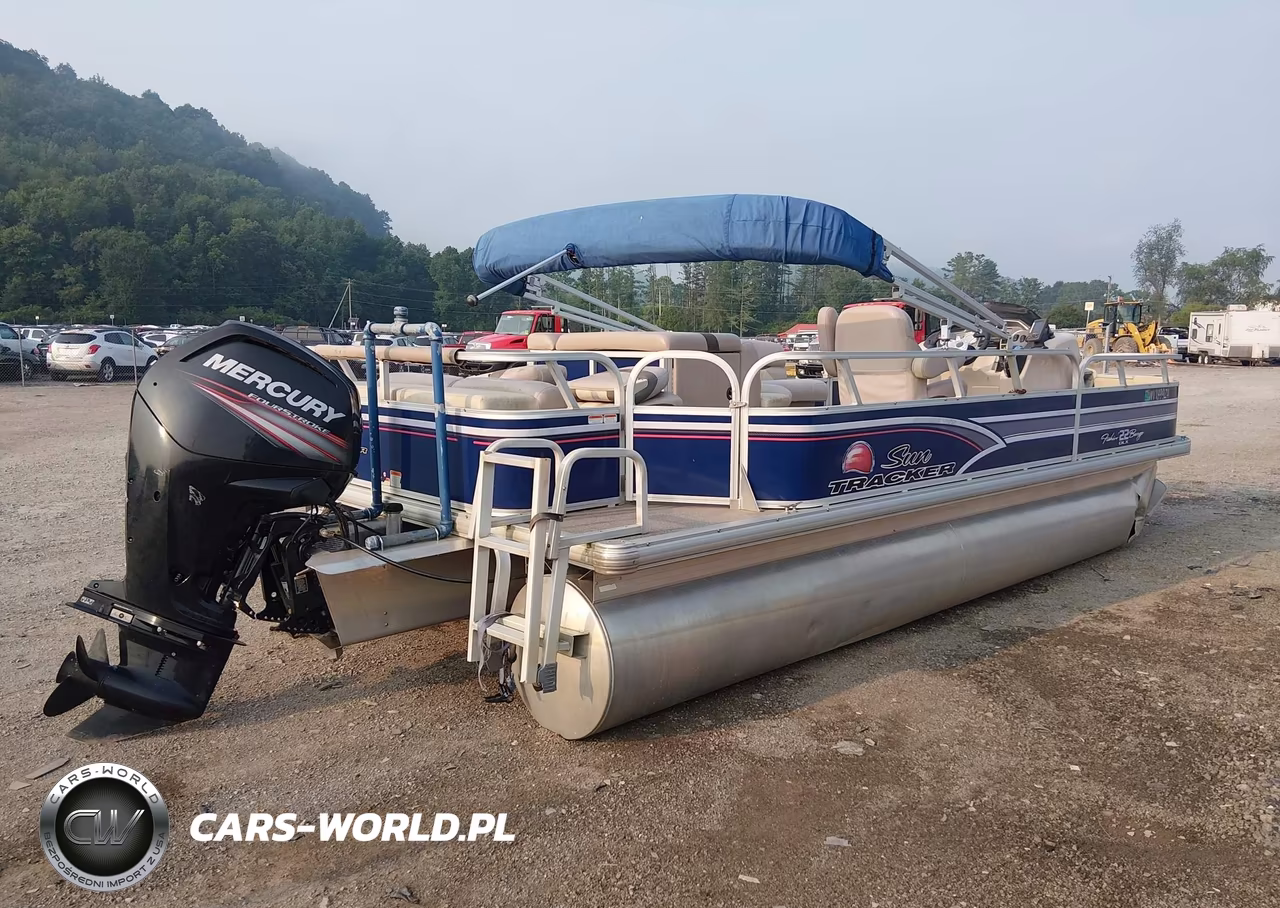2018 Suntracker Pontoon VIN:00000BUJ01479E415 - 4