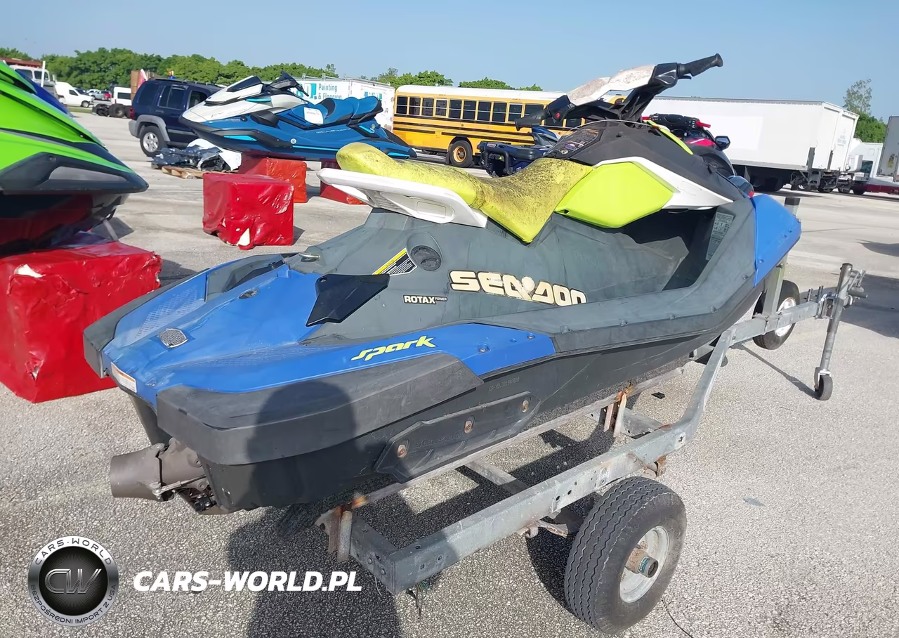 2020 Sea Doo Bombardier Cana VIN:YDV38194A020 - 4