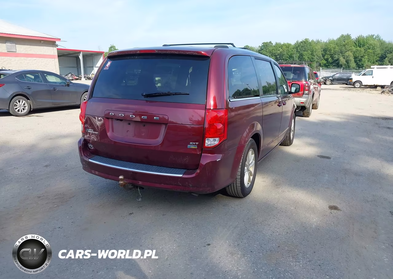 2018 Dodge Grand Caravan Sxt VIN:2C4RDGCG6JR266675 - 4