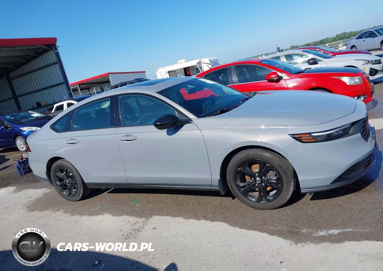 2025 Honda Accord Se VIN:1HGCY1F44SA023740 - 13