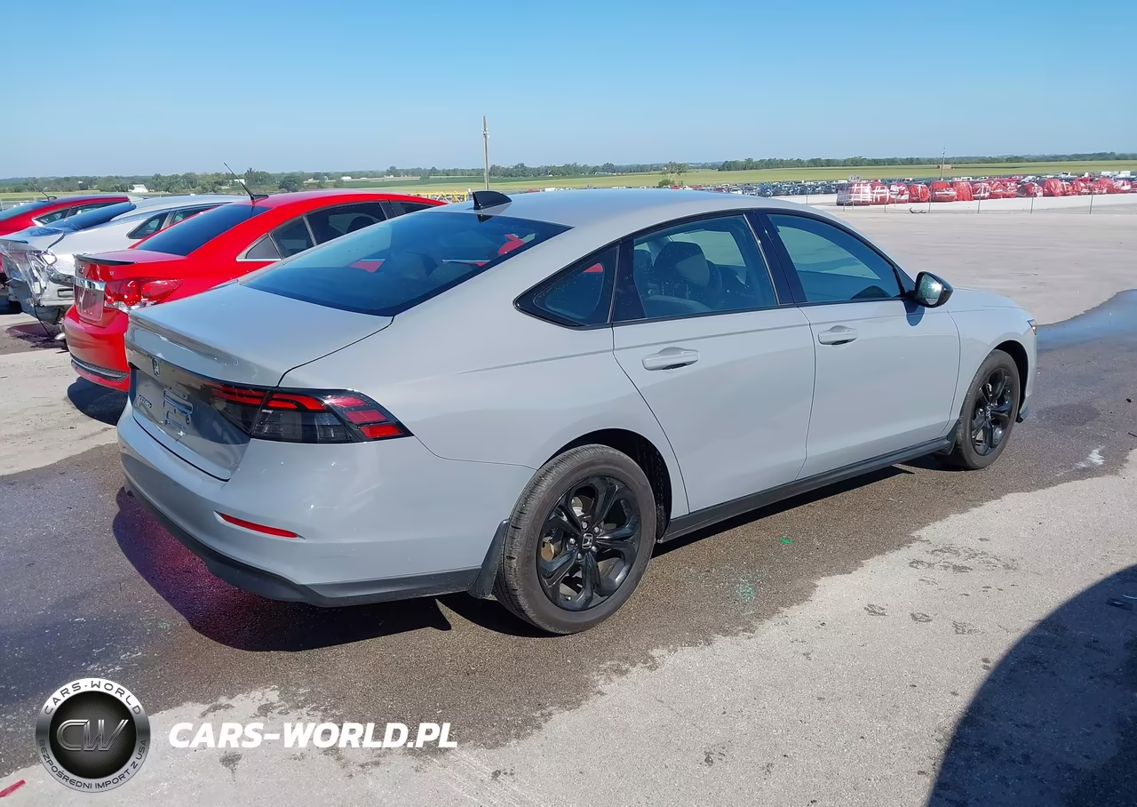 2025 Honda Accord Se VIN:1HGCY1F44SA023740 - 4