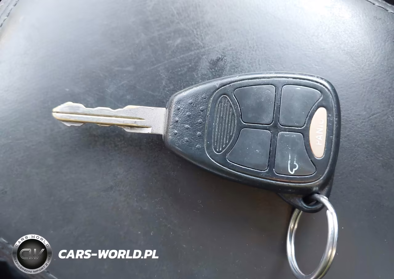 2010 Chrysler Sebring Touring VIN:1C3BC5ED7AN142928 - 11